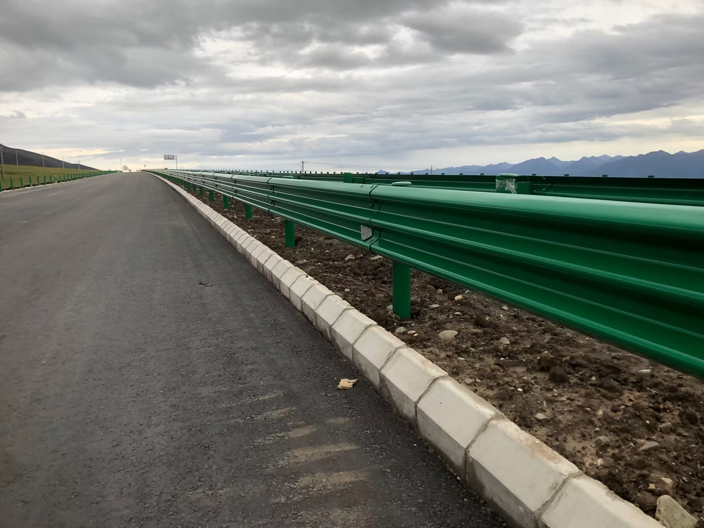 北辰区乡村公路波形护栏乡村公路波形护栏 - 推荐